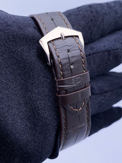 Patek Philippe Calatrava 5196G-001 Image 6